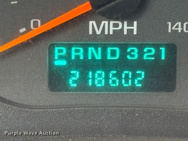 image for item EC8238 2008 GMC C4 box truck