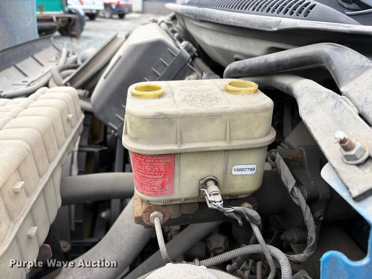 image for item EC8238 2008 GMC C4 box truck