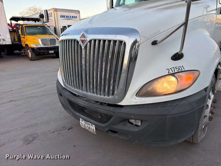 image for item ED5147 2017 International ProStar Plus semi truck