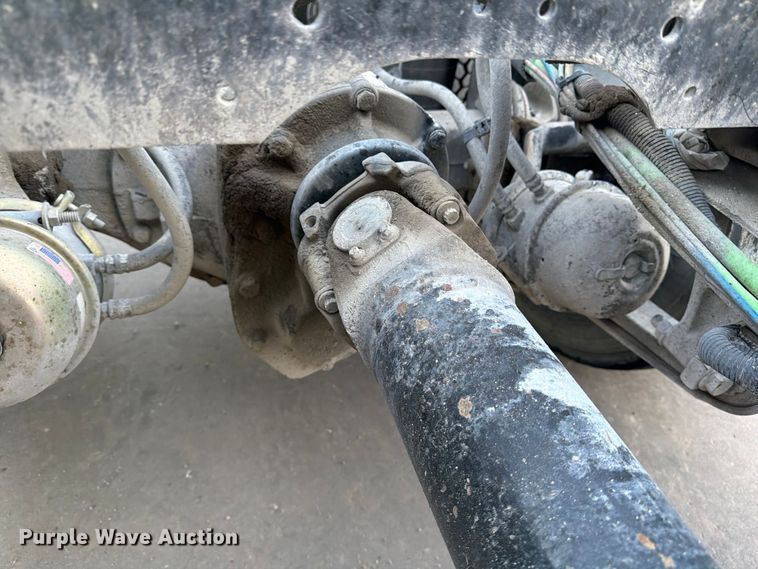 image for item ED5147 2017 International ProStar Plus semi truck