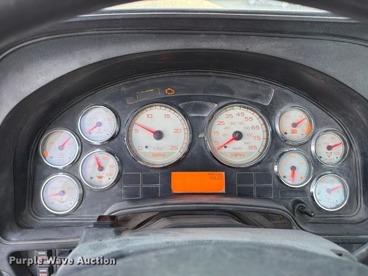 image for item ED5147 2017 International ProStar Plus semi truck