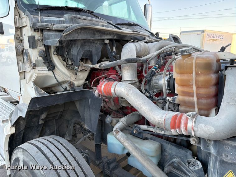 image for item ED5147 2017 International ProStar Plus semi truck