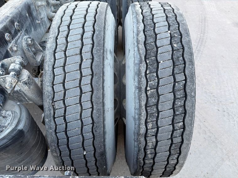 image for item ED5147 2017 International ProStar Plus semi truck