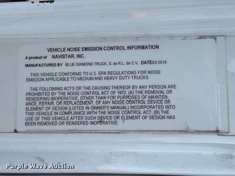 image for item ED5147 2017 International ProStar Plus semi truck