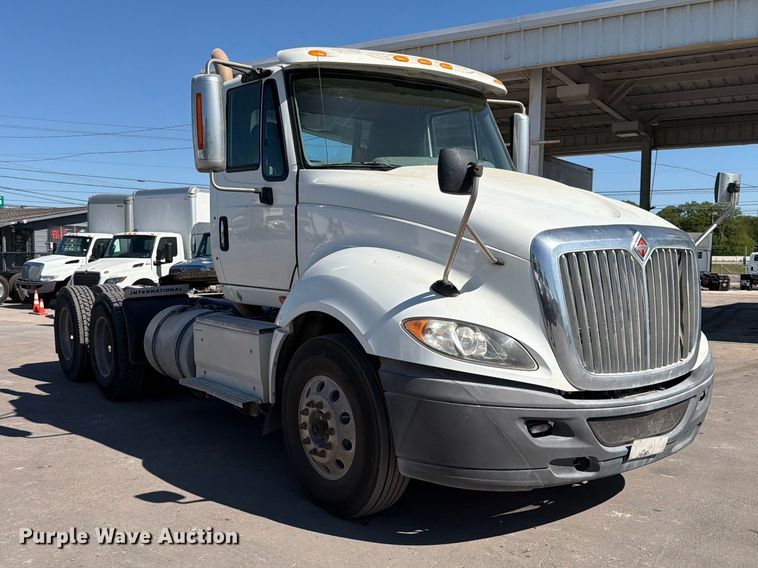 image for item ED5151 2017 International ProStar Plus semi truck