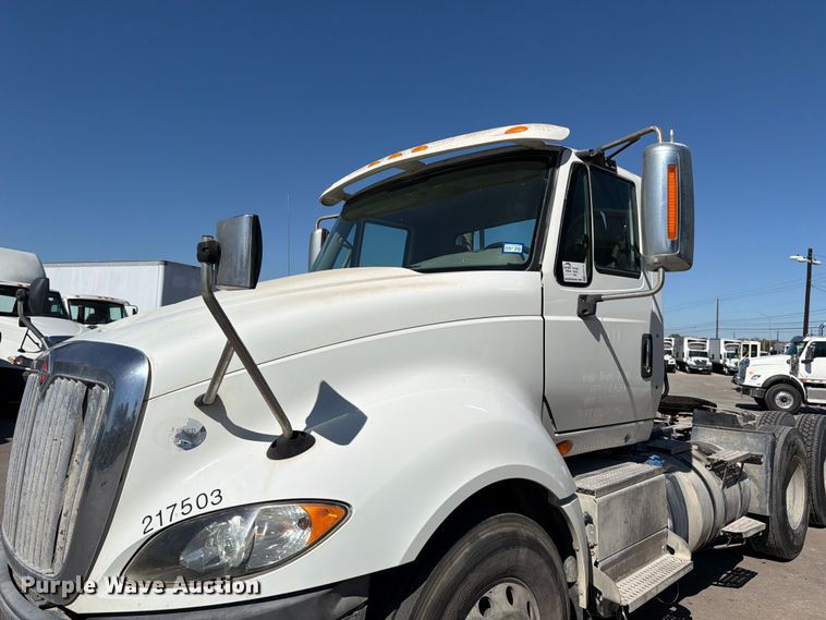 image for item ED5151 2017 International ProStar Plus semi truck