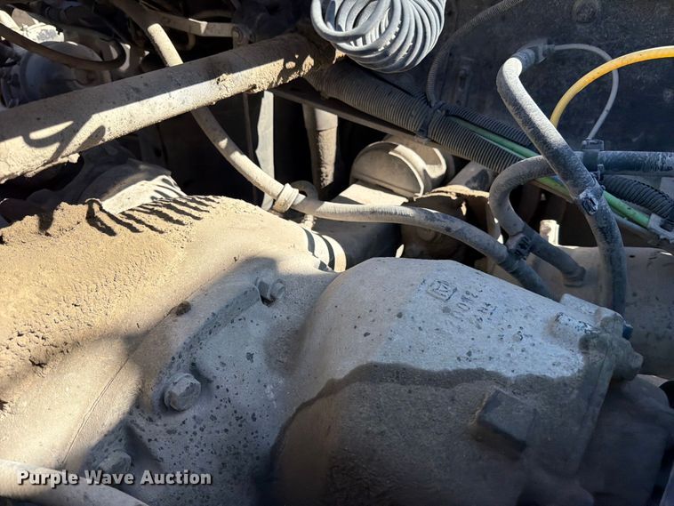 image for item ED5151 2017 International ProStar Plus semi truck