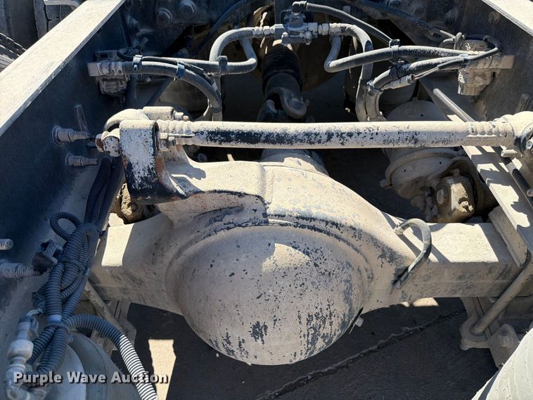 image for item ED5151 2017 International ProStar Plus semi truck