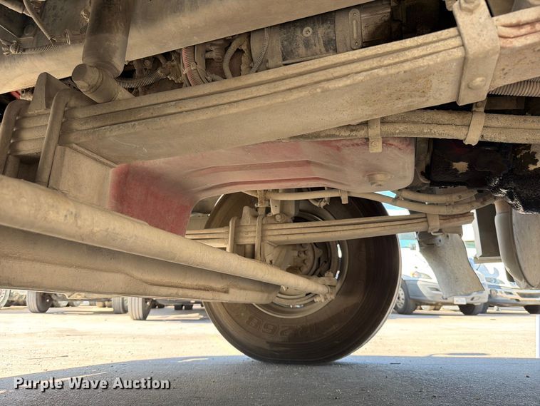 image for item ED5151 2017 International ProStar Plus semi truck