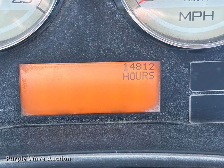 image for item ED5151 2017 International ProStar Plus semi truck