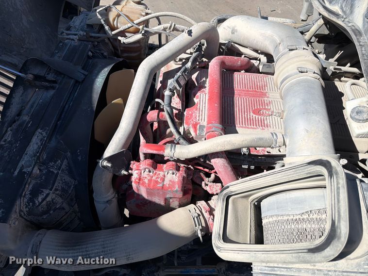 image for item ED5151 2017 International ProStar Plus semi truck