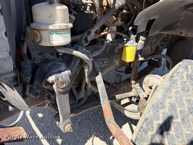 image for item ED5168 2007 Sterling L9500 truck cab and chassis