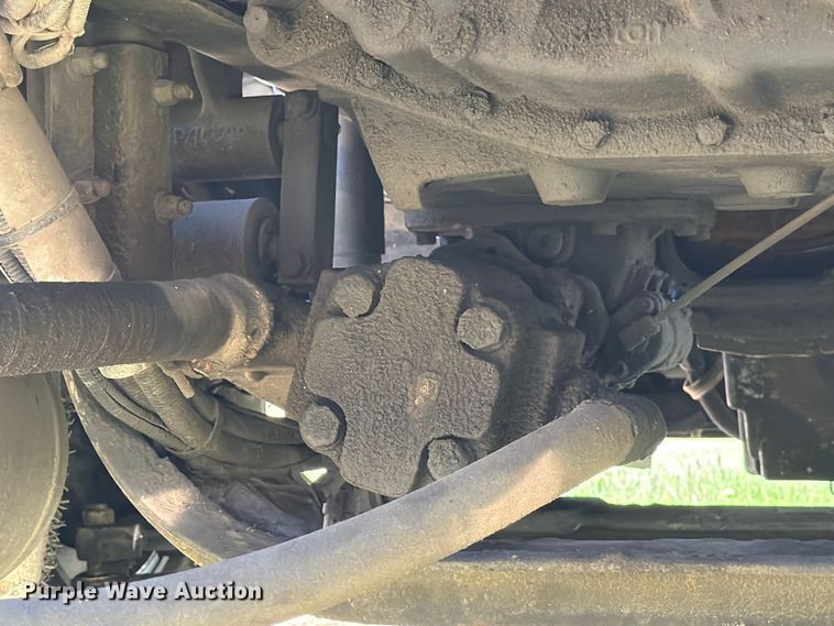 image for item ED5170 2007 Kenworth T800 truck cab and chassis