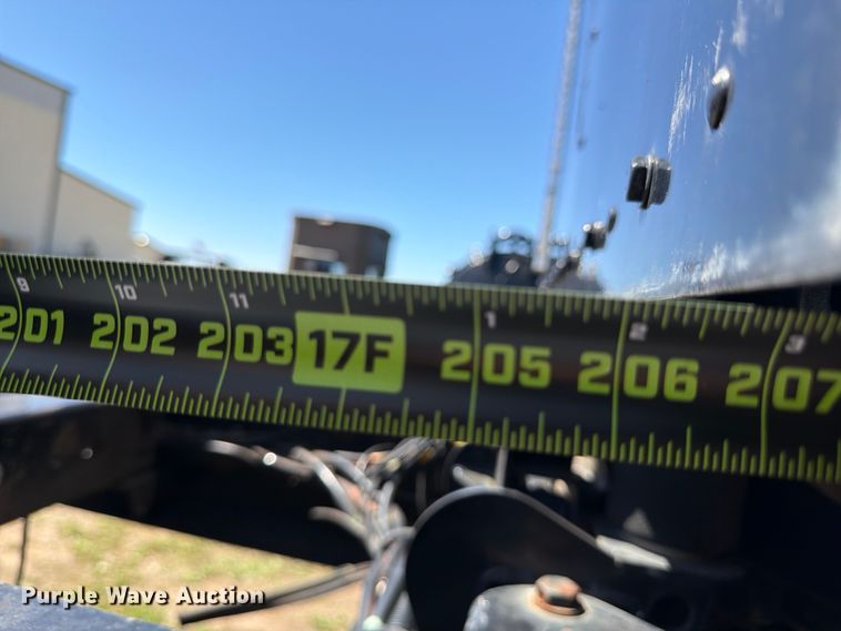 image for item ED5170 2007 Kenworth T800 truck cab and chassis