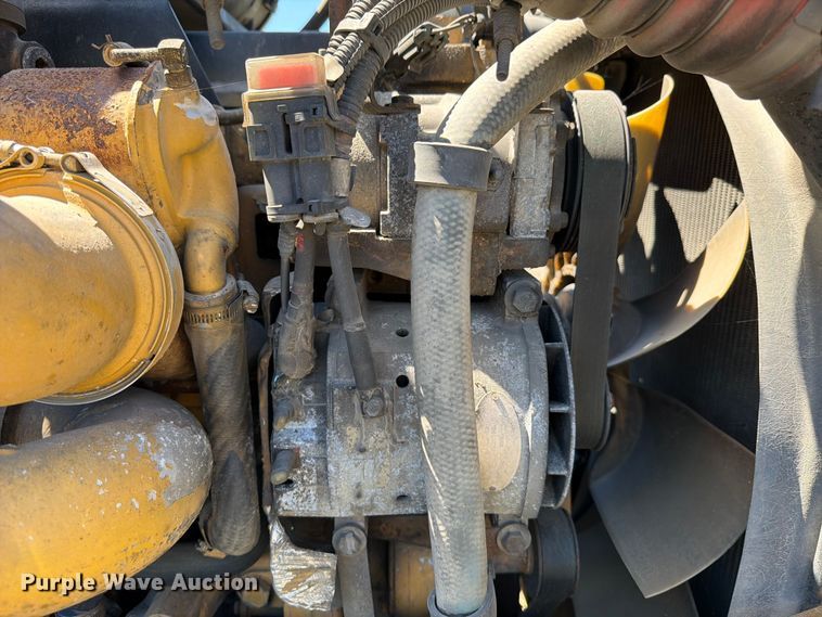 image for item ED5170 2007 Kenworth T800 truck cab and chassis