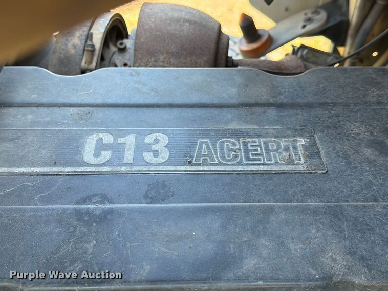 image for item ED5170 2007 Kenworth T800 truck cab and chassis