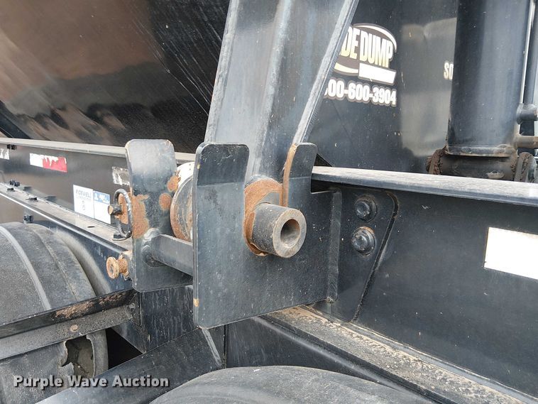 image for item EE5221 2016 Side Dump Ind. DS39BAH1R2R11 side dump trailer