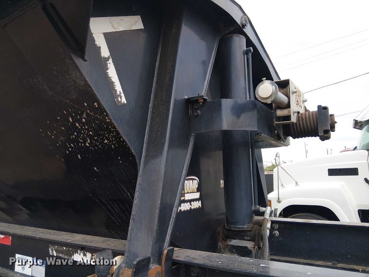 image for item EE5221 2016 Side Dump Ind. DS39BAH1R2R11 side dump trailer