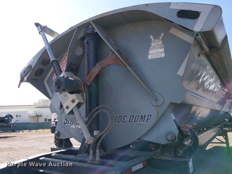 image for item EE5224 2012 SmithCo SX2-40-34 side dump trailer