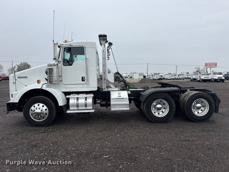 image for item EG2167 2019 Kenworth glider kit semi truck