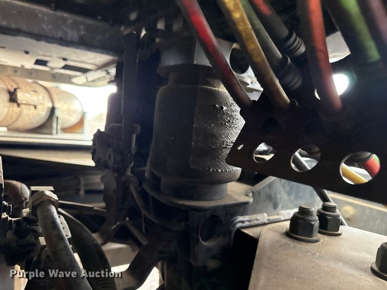 image for item EG2167 2019 Kenworth glider kit semi truck