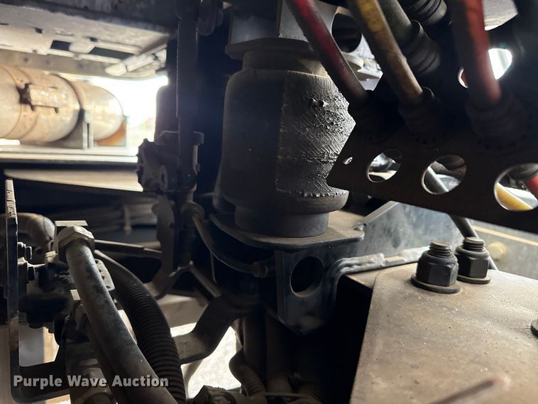 image for item EG2167 2019 Kenworth glider kit semi truck