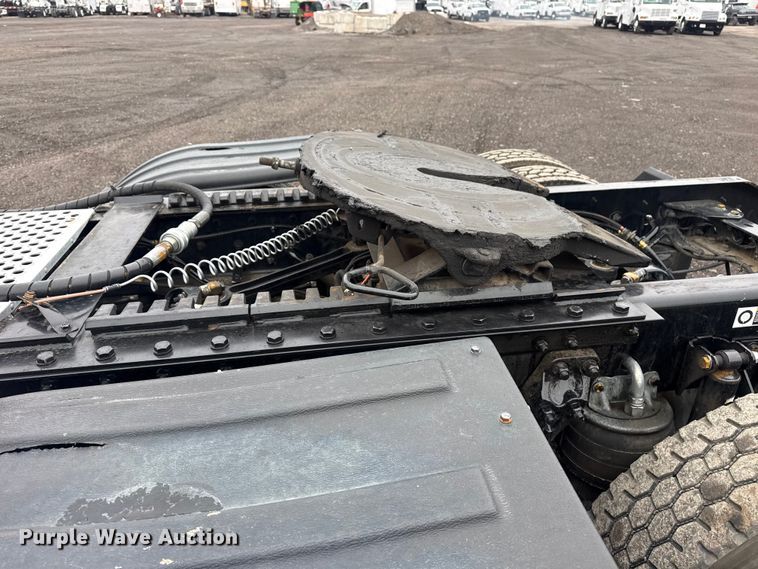 image for item EG2167 2019 Kenworth glider kit semi truck