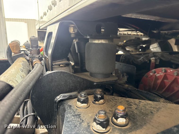 image for item EG2167 2019 Kenworth glider kit semi truck