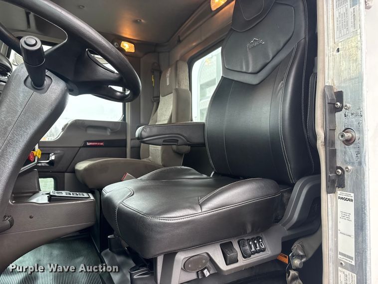 image for item EG2167 2019 Kenworth glider kit semi truck