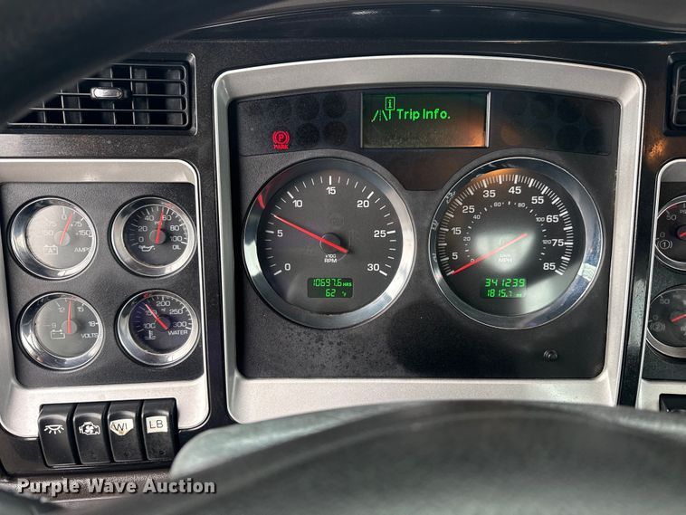 image for item EG2167 2019 Kenworth glider kit semi truck