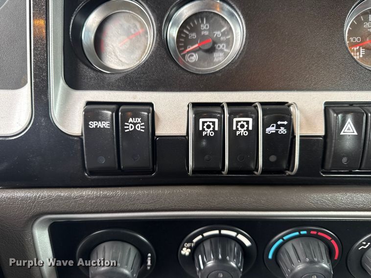 image for item EG2167 2019 Kenworth glider kit semi truck