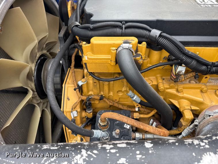 image for item EG2167 2019 Kenworth glider kit semi truck