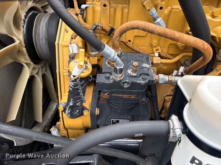 image for item EG2167 2019 Kenworth glider kit semi truck