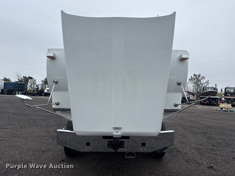 image for item EG2167 2019 Kenworth glider kit semi truck