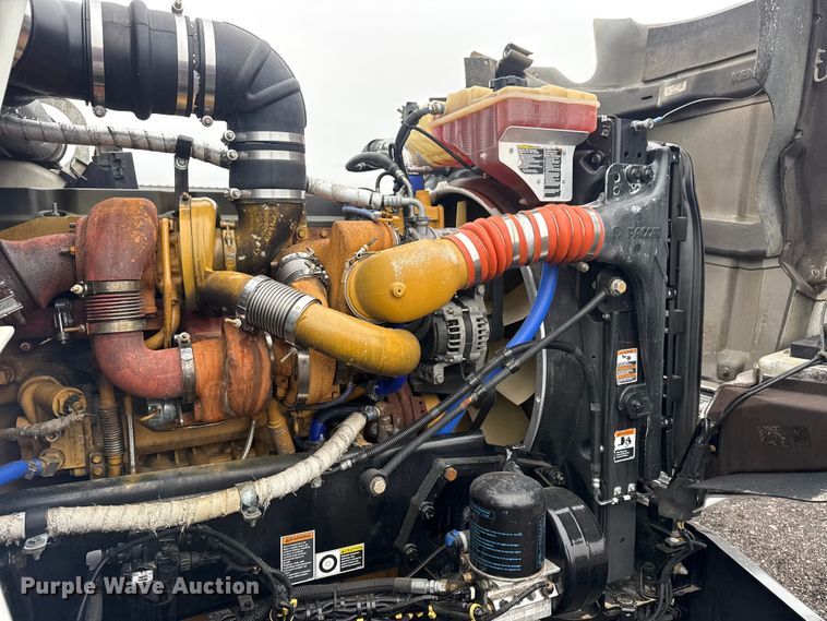 image for item EG2167 2019 Kenworth glider kit semi truck