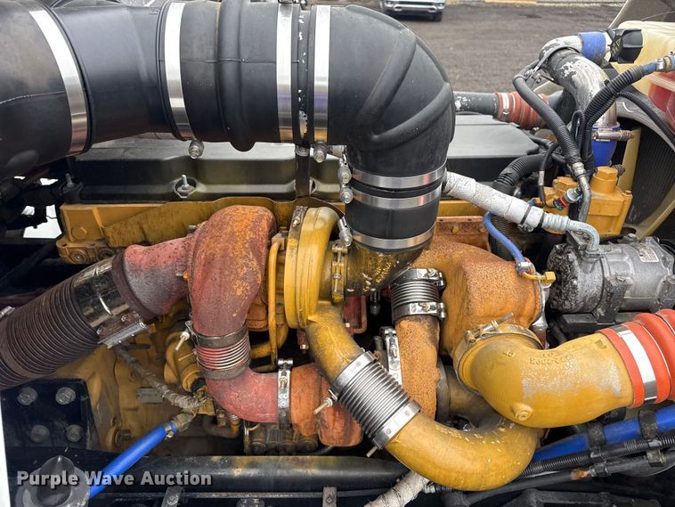 image for item EG2167 2019 Kenworth glider kit semi truck