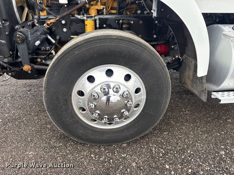 image for item EG2167 2019 Kenworth glider kit semi truck