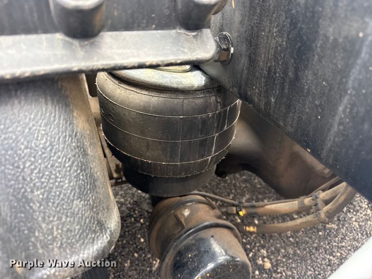 image for item EG2167 2019 Kenworth glider kit semi truck