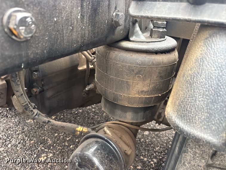 image for item EG2167 2019 Kenworth glider kit semi truck