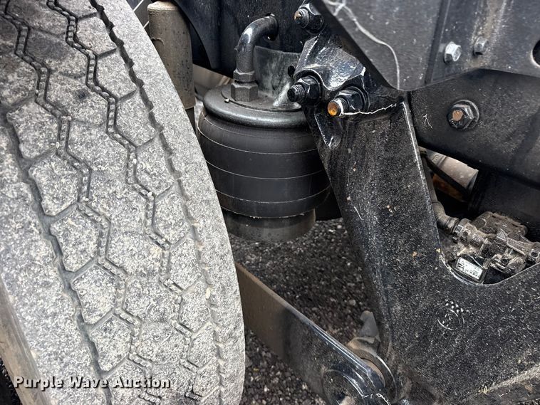 image for item EG2167 2019 Kenworth glider kit semi truck