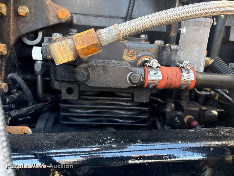 image for item EG8862 1999 Freightliner semi truck