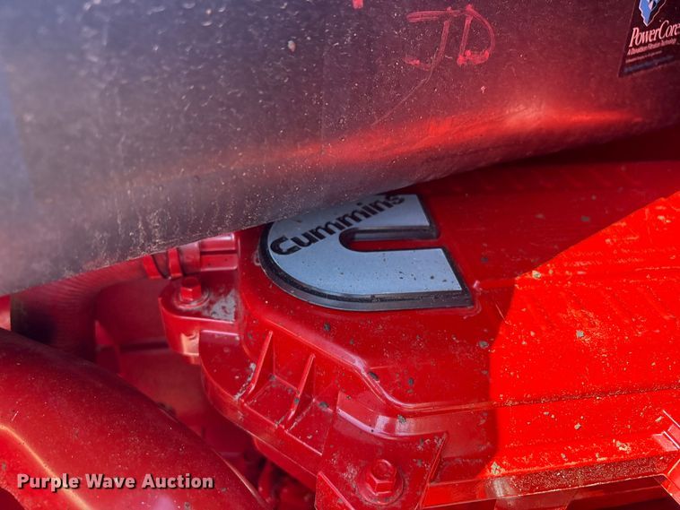 image for item EG8864 2016 Freightliner Cascadia semi truck