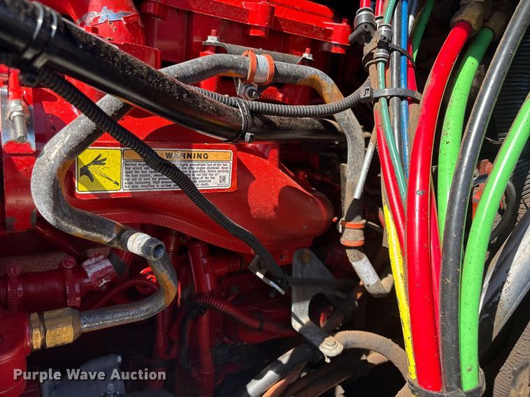 image for item EG8864 2016 Freightliner Cascadia semi truck