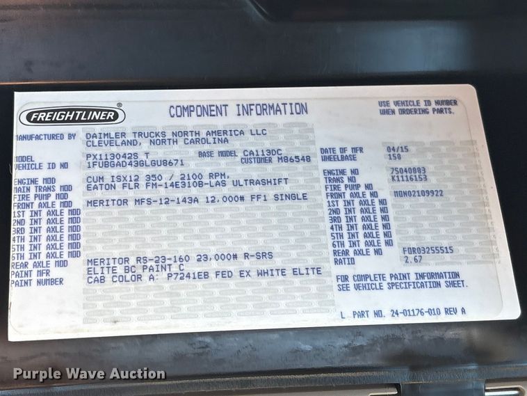 image for item EG8864 2016 Freightliner Cascadia semi truck