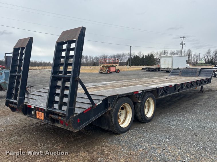 image for item EM5033 1999 Pitts drop deck equipment trailer