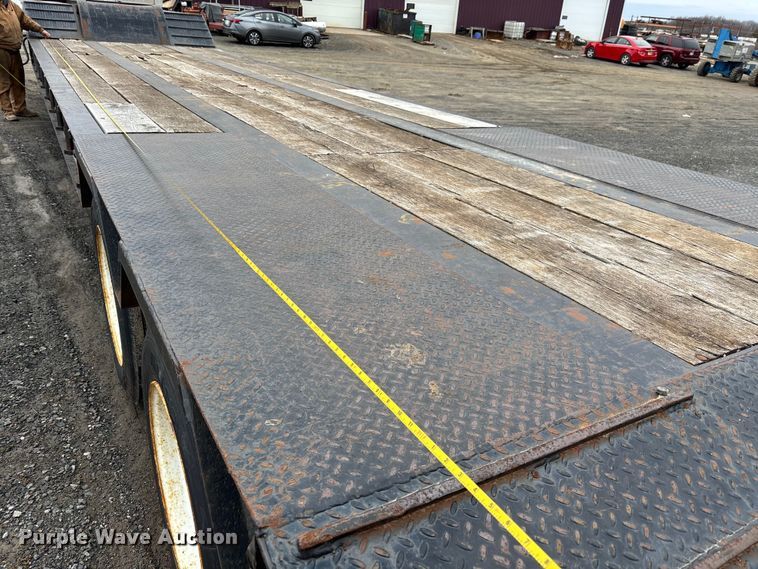 image for item EM5033 1999 Pitts drop deck equipment trailer