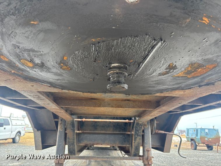 image for item EM5033 1999 Pitts drop deck equipment trailer