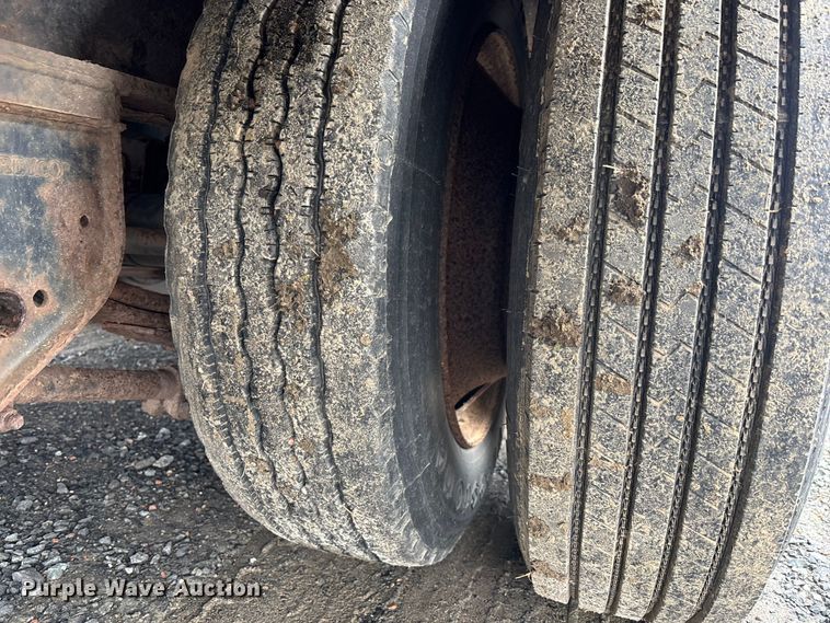 image for item EM5033 1999 Pitts drop deck equipment trailer