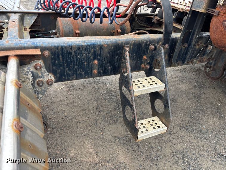 image for item EM5034 1994 Freightliner FLD semi truck