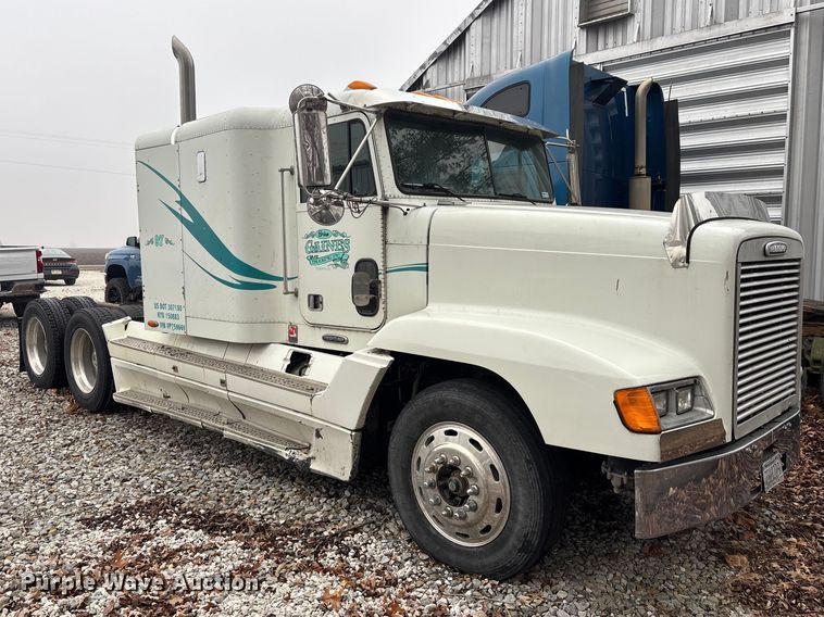 image for item EM5045 1997 Freightliner FLD semi truck